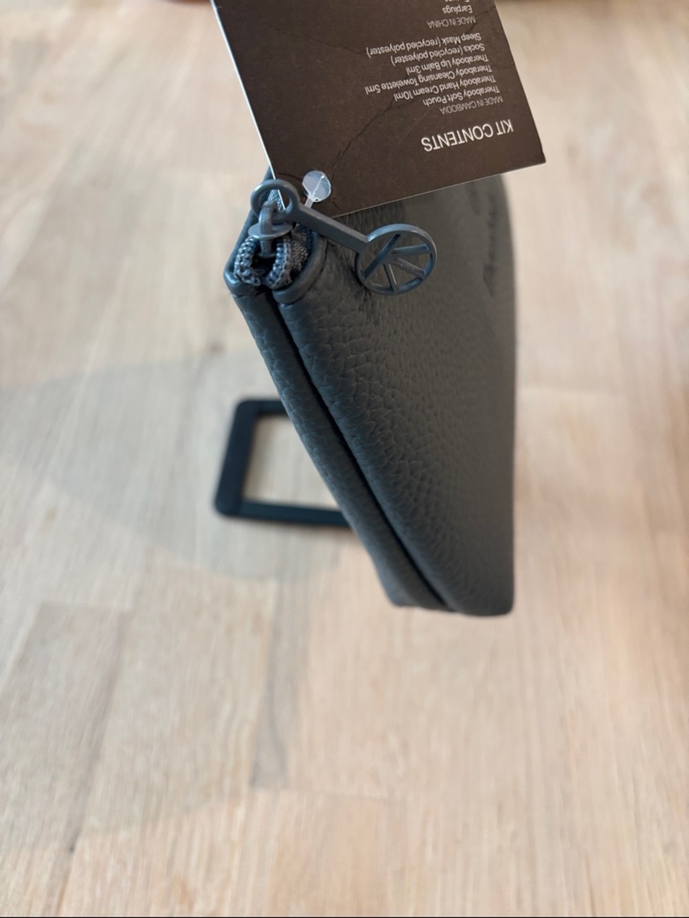 United Airlines Therabody Amenity Kit | Wellness Travel Set - Gray | Unisex - Picture 5 of 5